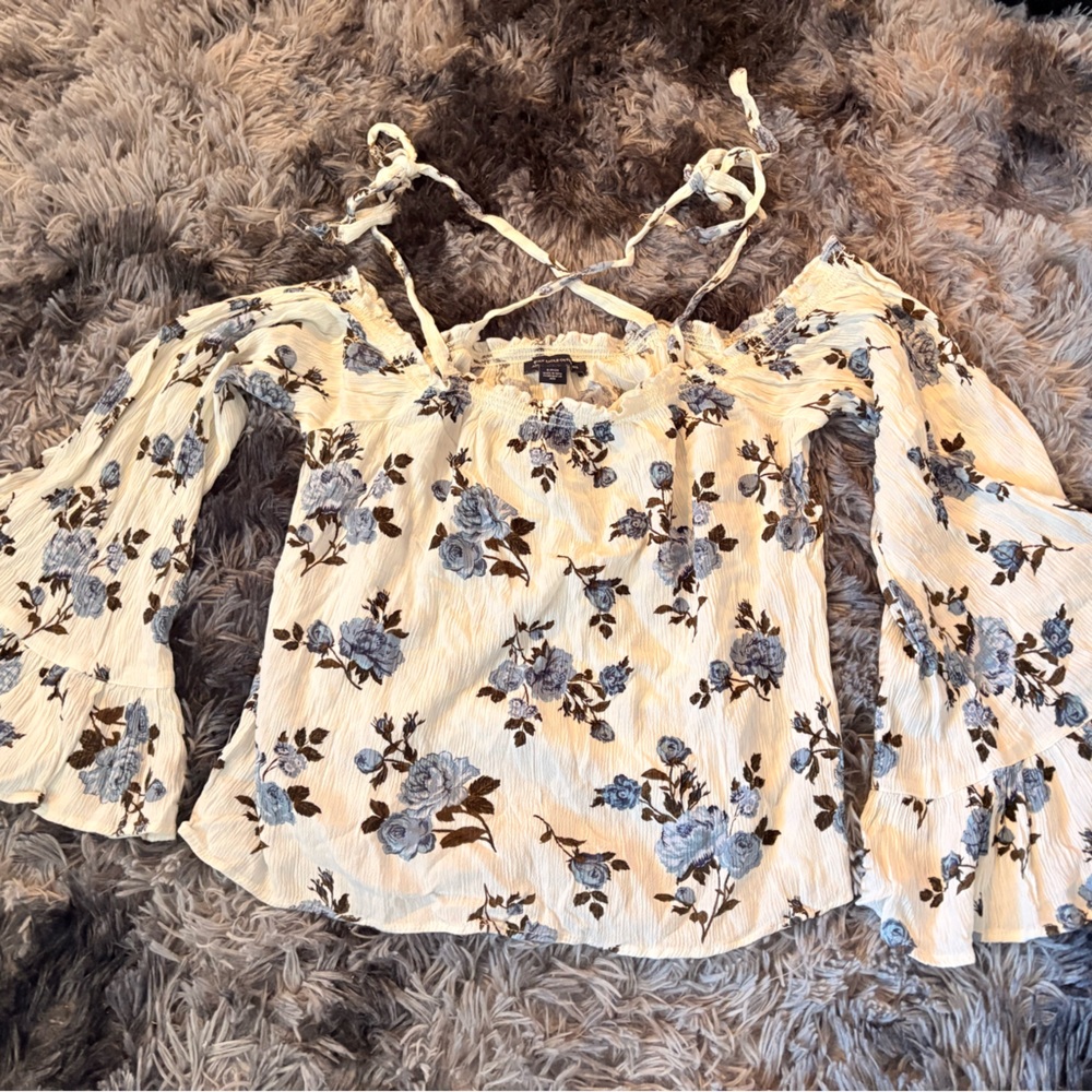 American Eagle Outfitters Cream Floral Off-Shoulder Top with Blue Rose Accents